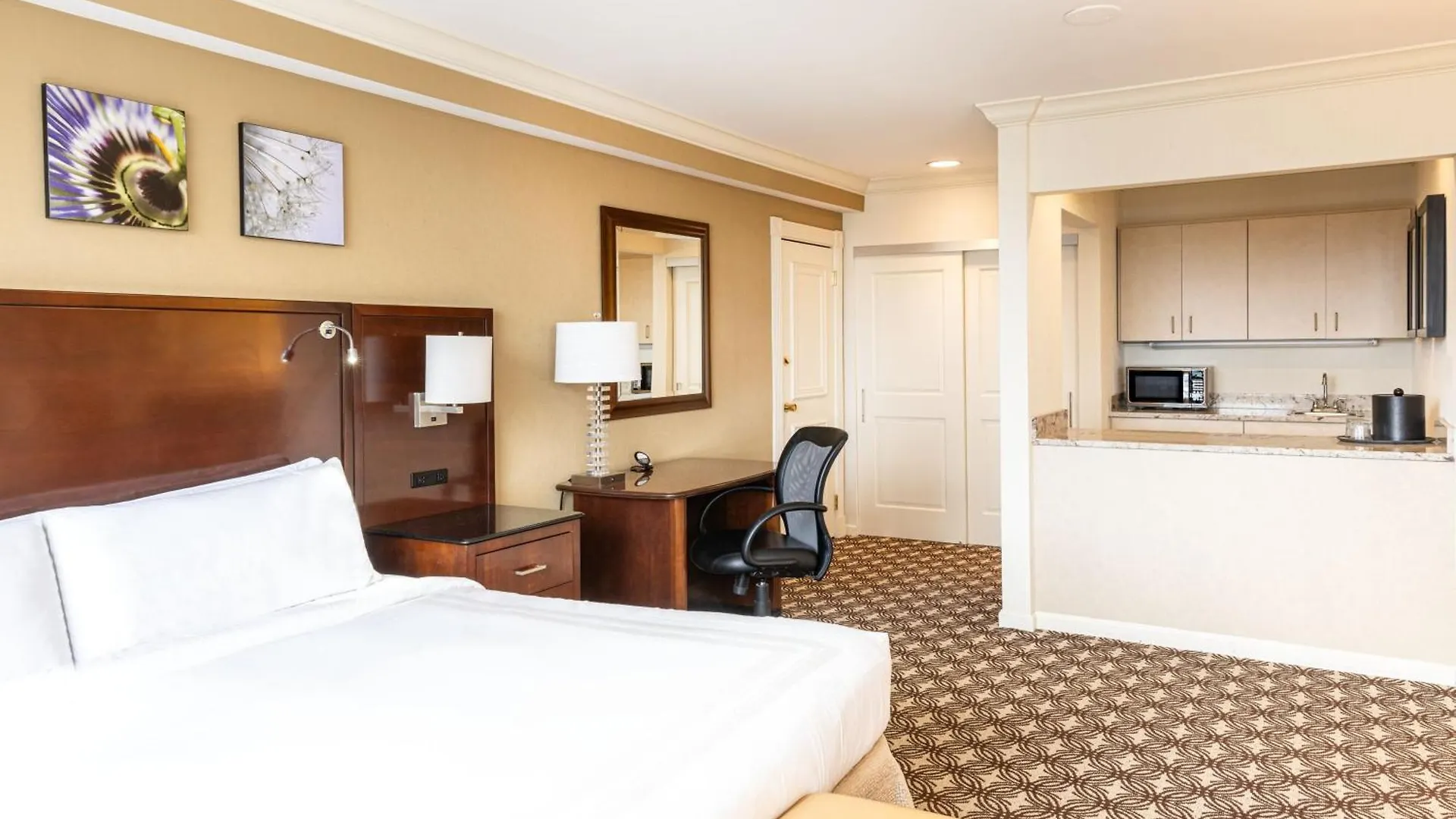 **** Hotel Pittsburgh Marriott City Center USA