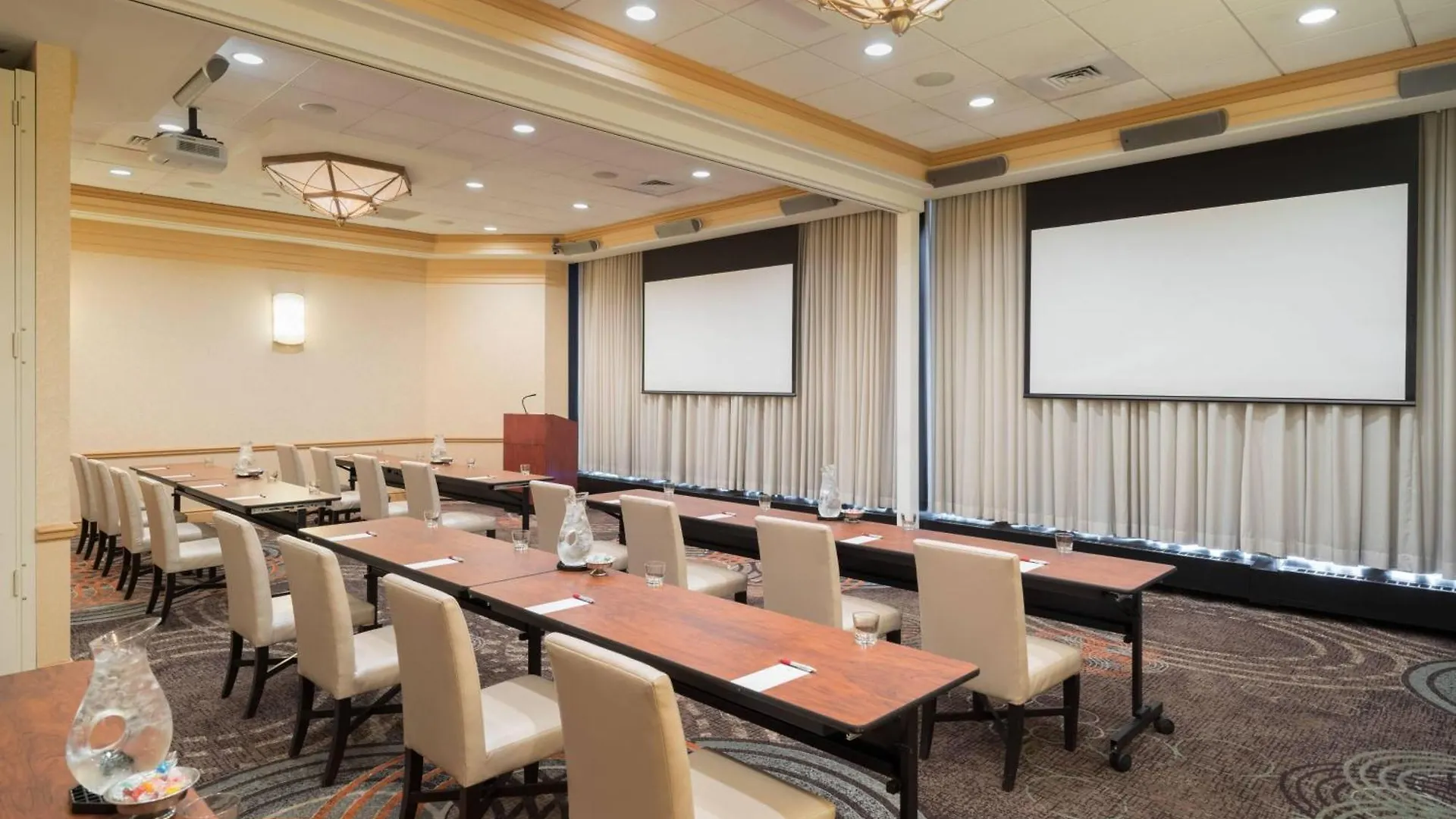 **** Hotel Pittsburgh Marriott City Center USA